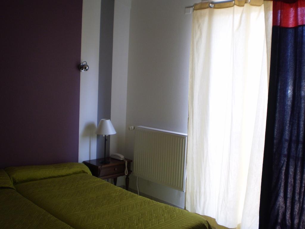 Hotel L Ander Saint-Flour  Ruang foto