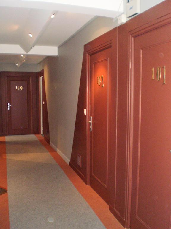 Hotel L Ander Saint-Flour  Ruang foto