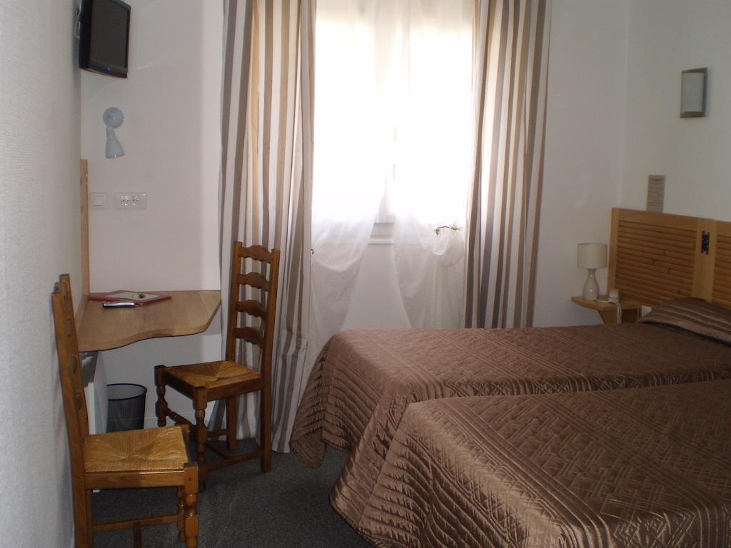 Hotel L Ander Saint-Flour  Ruang foto